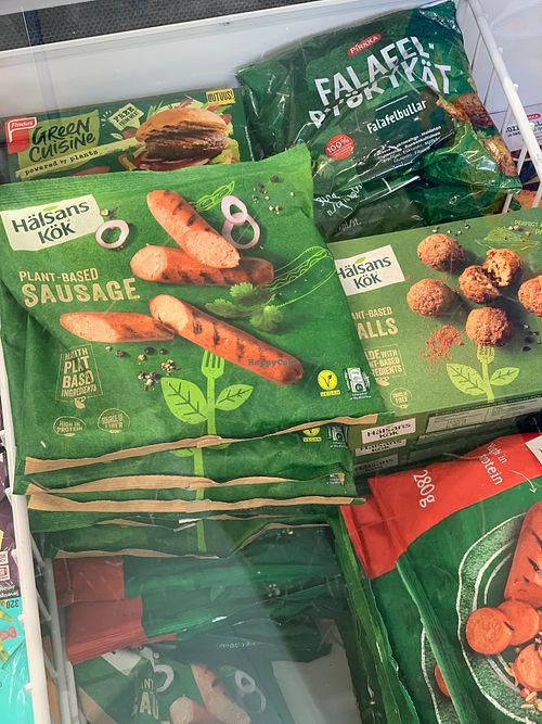 Vegan frozen food.  at K-Market Kuukkeli in Saariselkae
