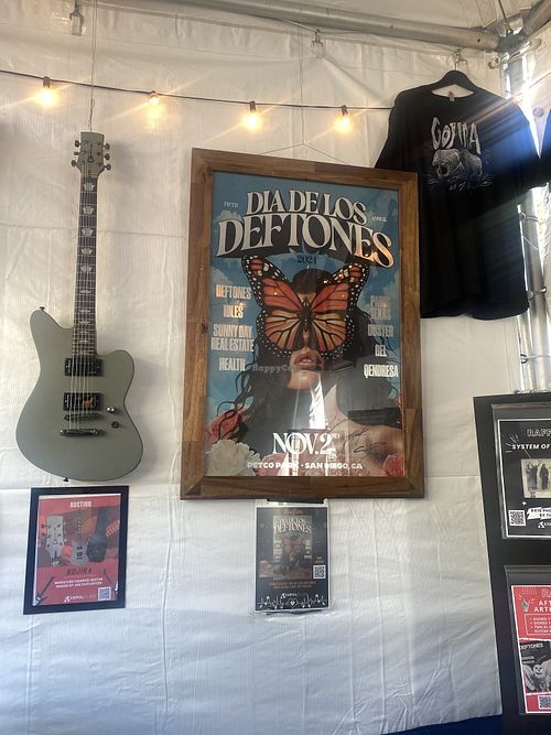 Día De Los Deftones 🫨🫨🫨💕  at Animal Place in Grass Valley