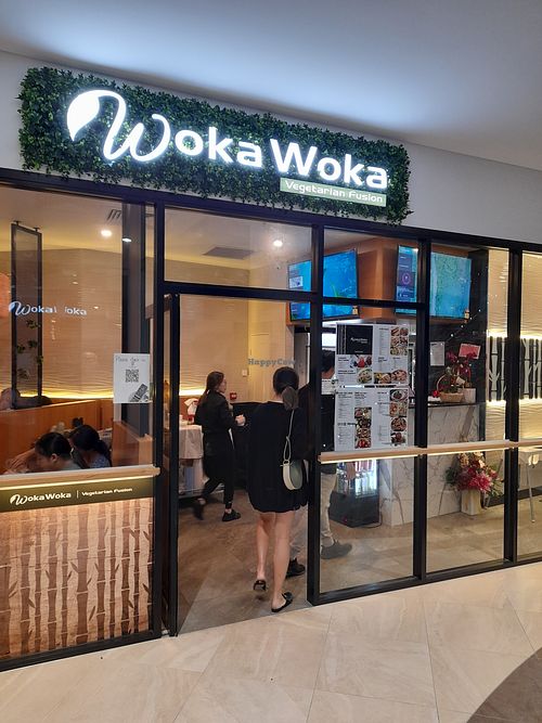 Entrance near main escalators at Woka Woka in Sunnybank