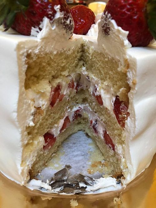 strawberry shortcake cake at Dortoni Bakery in Commack