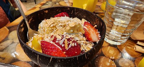 Tropical bowl at Green Zebra Cafe - Main St in Sarasota