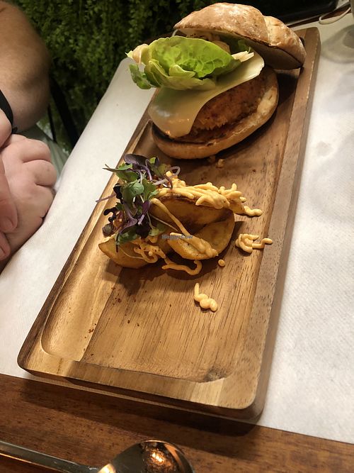 Burger at Ca n'Ela Vegan Restaurant in Mallorca