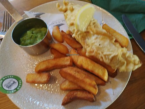 Very good vegan fish and chips at The Tal-y-Cafn in Colwyn Bay