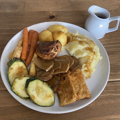 Winner winner vegan dinner! 😋 at VISTRO in Elgin