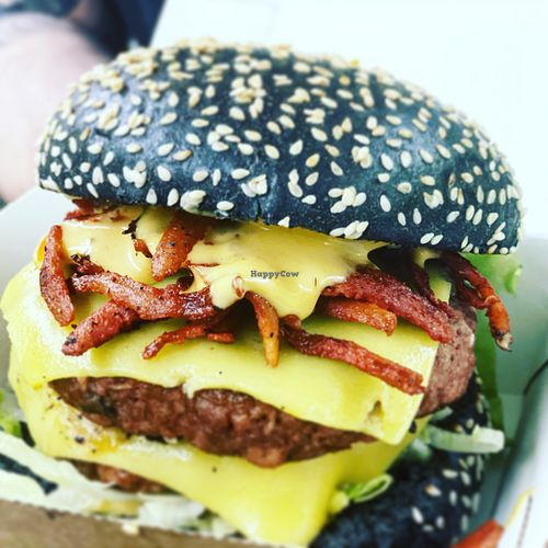 Big Buddha burger at Buddha Bowl in Aylesbury