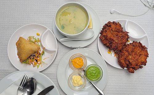 Veg samosa, onion, daal soup at Restaurante Indian Grill House in Costa Da Caparica