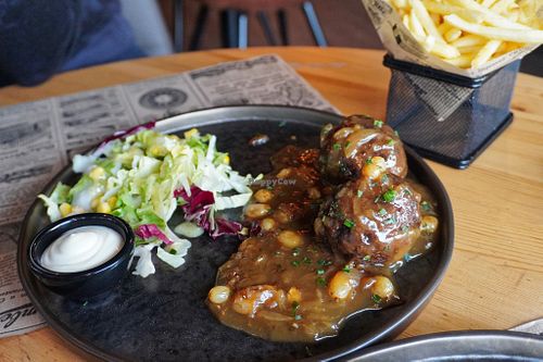 Boulettes à la Liégeoise at Reed in Luxembourg City