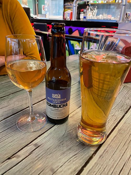 Drinks (Kombucha and ice-tea) at Junk y Vegan in Helsinki