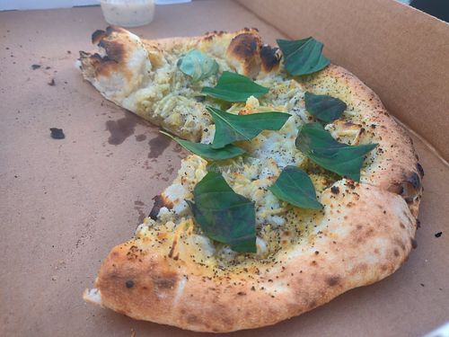 Pizza at Party Beer Co in Los Angeles