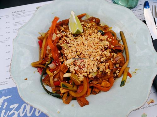 Pad thai de tofu at Tizar Gourmet Restaurante y Taperia in Ourense