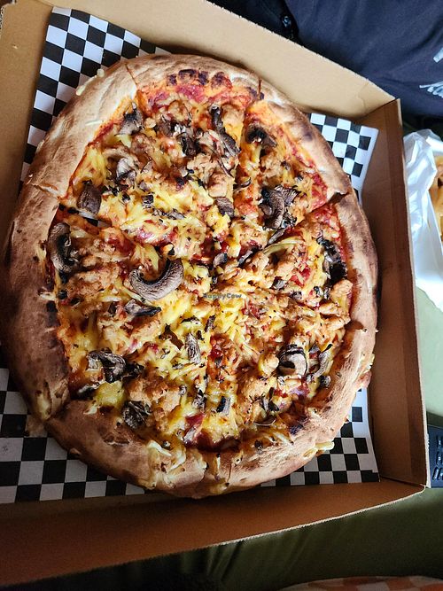 Chick'n and mushroom pizza at Casa Rosa in Chester-le-street