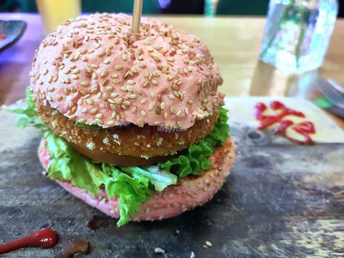 Avocado burger at Vegan Temple Bar in Amsterdam