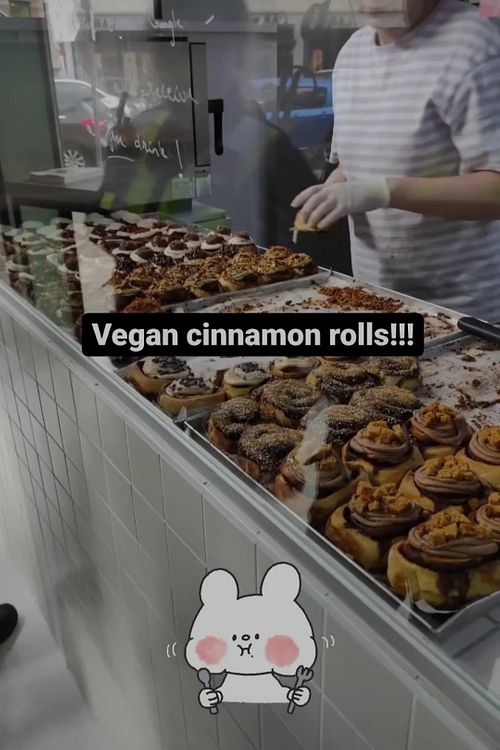 Étalage at Have a Roll in Antwerpen