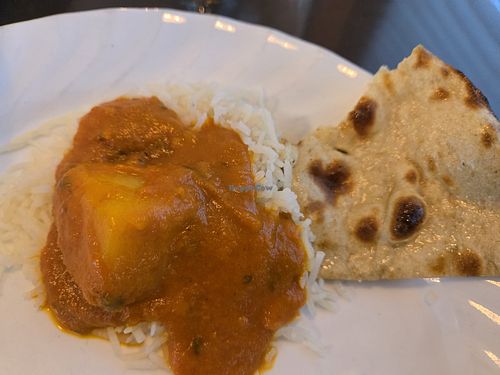 ALOO VINDALOO and ROTI at Taj Mahal in Terre Haute