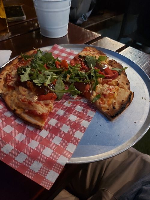 Vegan pizza #Veganuary at The Peninsula in Mandurah