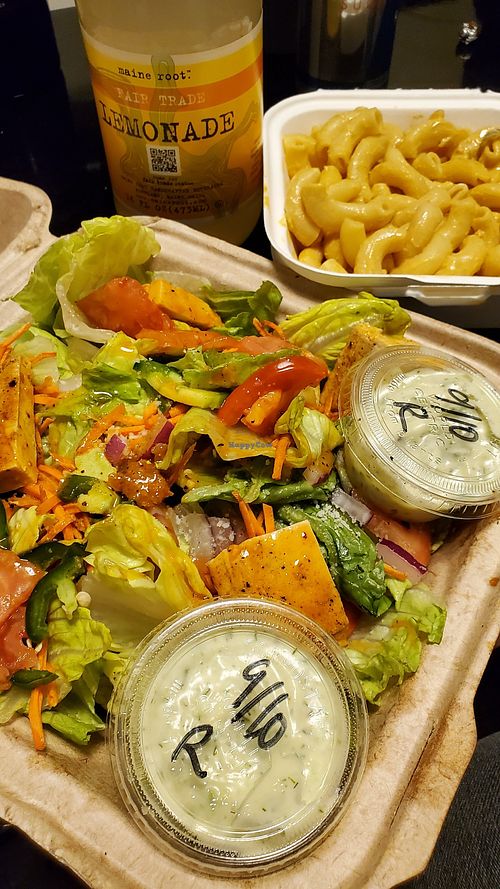 Salad and Mac n Cheese at Side Chicks in San Antonio