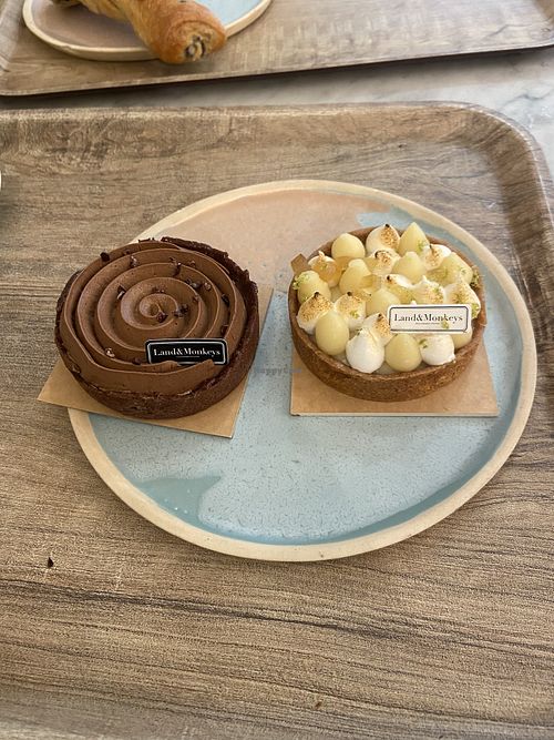 Chocolate tart and citrus tart   at Land & Monkeys - Amsterdam in Paris