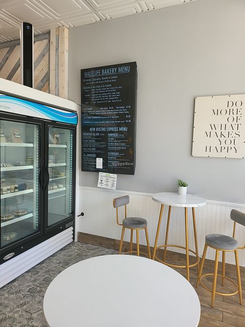 Sunny at HaleLife Bakery in St Petersburg