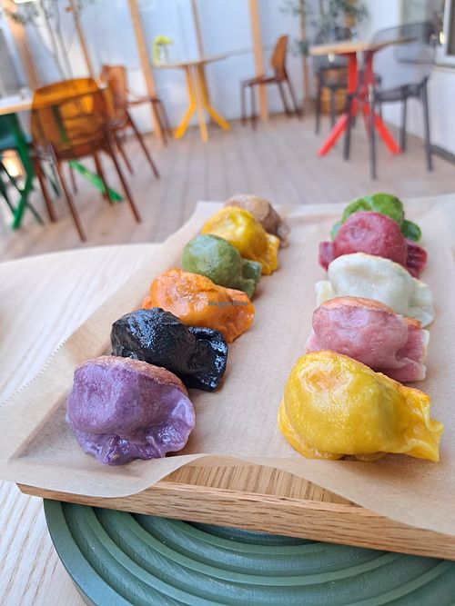 All 11 flavours, pan-fried at Vegan Gyoza Yu Cafe in Tokyo