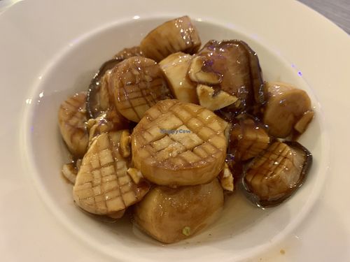 Kind Dumping - King oyster mushrooms with garlic at King Dumpling in Preston