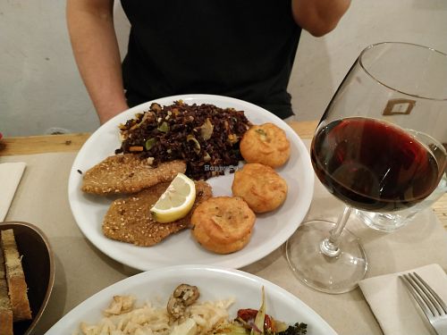 Dinner with lovely cooked salads and patties at La Cucina Dei Colori in Catania