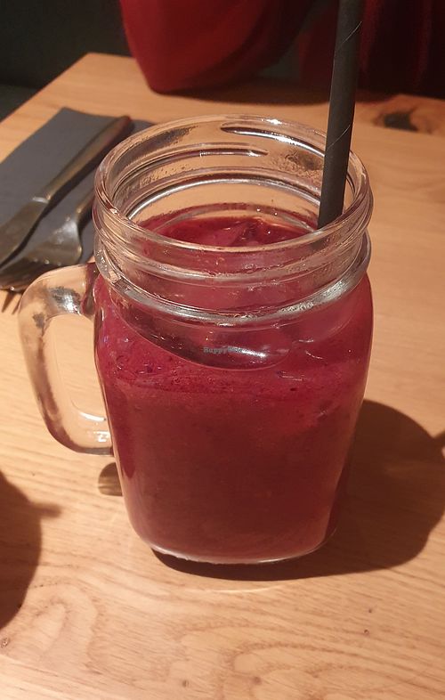 SUPER BERRY SMOOTHIE:
Mixed berries, Apple & Avocado at King Street Kitchen in Knutsford