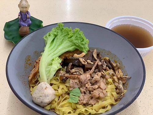 Mushroom OmniMinced Noodle 香菇新膳肉脞面
Photo by Henry Lau aka Mr Purple. at Chee Wei 啟維素食 - Yishun in North Singapore