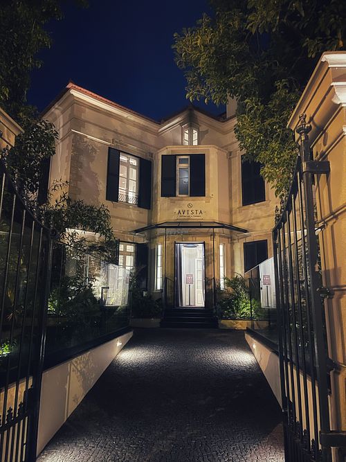 Street view at Avista Restaurant in Funchal