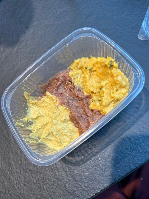 spreads: sunflower seed, kidney beans, "egg" 5,50€  at Markt am Hauptplatz in Linz