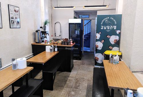 Eat-in Space (next door) at GangNam Falafel in Paris
