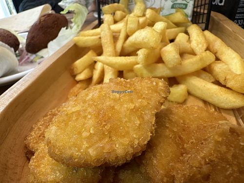 chicken & fries vegan  at Veganland in Siegen