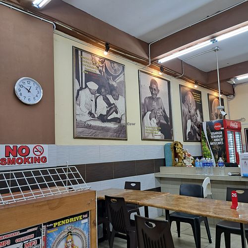 deco at Gandhi's Vegetarian Restaurant in Kuala Lumpur