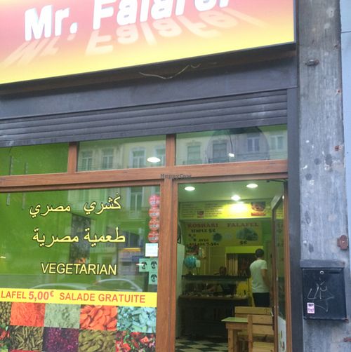 store front at Mr Falafel - Lemonnier in Brussels