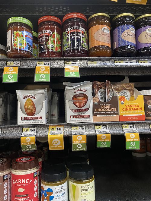 To-Go Packages and Jams ☺️  at Sprout's Farmers Market in Burbank