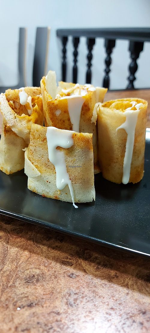 Cheese Burst Dosa ( tapa vegetariana ) at Karma Food and Drink in Valencia