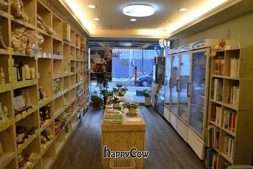 Grocery section.  Fake meats, beauty products, snacks, cake/ice cream, and a little Supreme Master propaganda.  Prices: normal to absurdly expensive at Loving Hut Gangnam-gu - 러빙헛 in Seoul