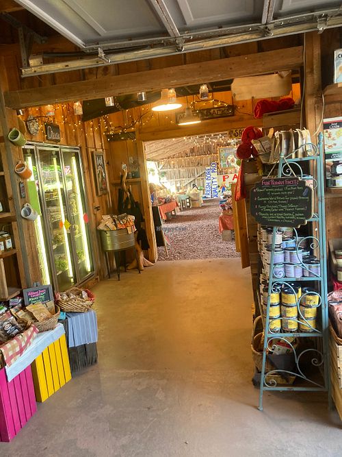 Packaged and fresh food at Pattie's Patch in Low Hampton