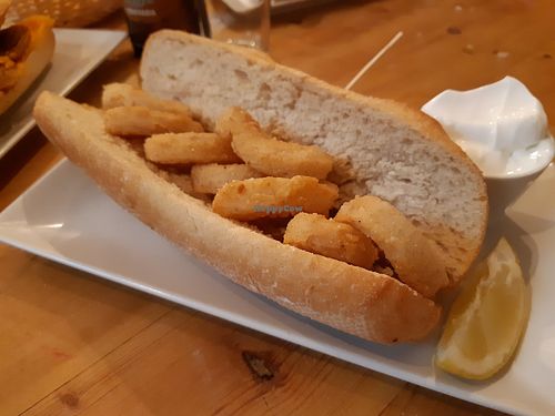Calamari sandwich at La Pajareria in Madrid