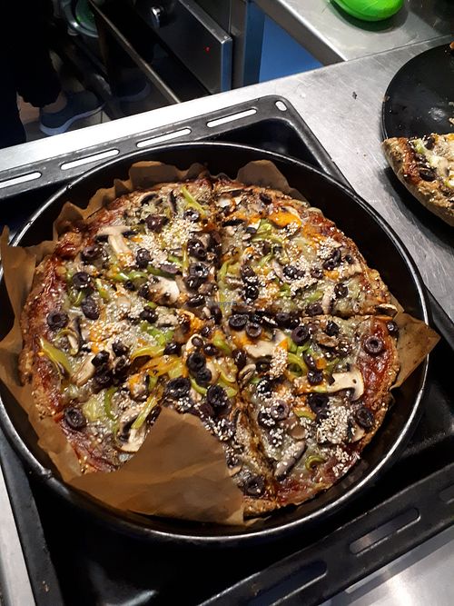 Vegan pizza at 21-10 Fast & Healthy in Bitola