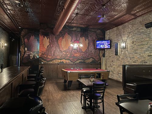 Interior  at Dante's Pizzeria in Chicago