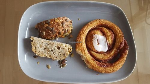Pumpkin seed bread and Danish pastry at Landbageriet - Naturbageriet in Copenhagen