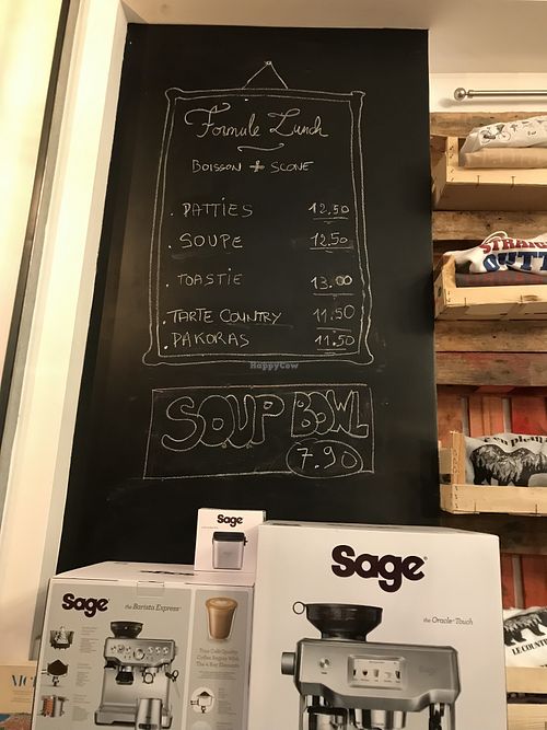 Daily changing menu at Le Country Store in Nice