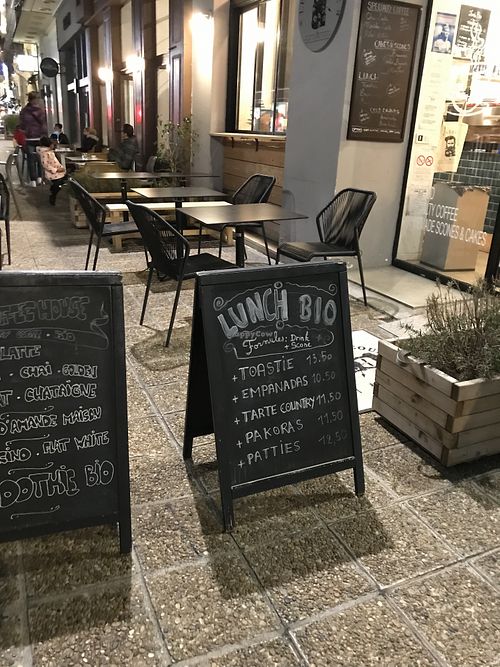 Some seating at Le Country Store in Nice