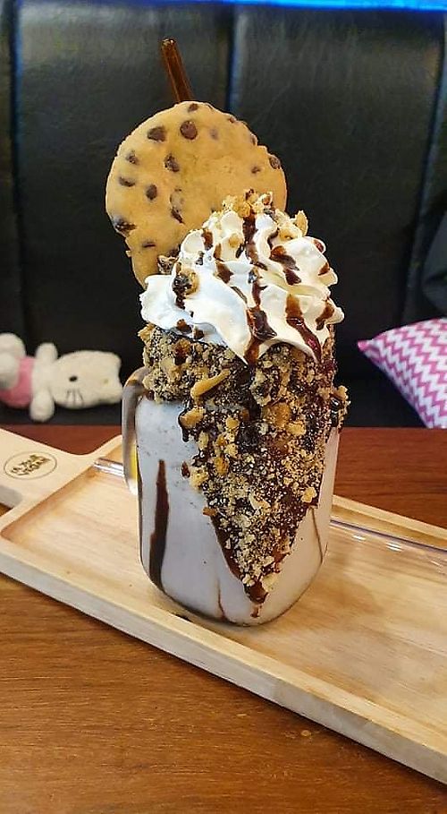 Cookies and cream at I'm Your Vegan in Chiang Mai