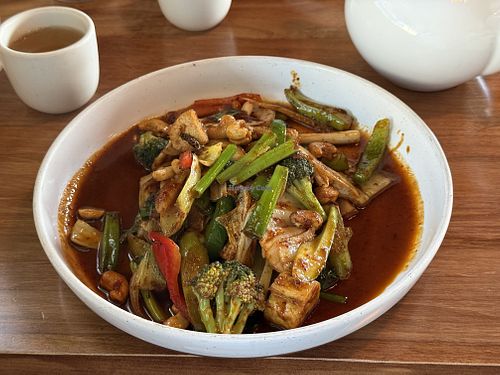 Cashew  at Pru Thai in Clinton