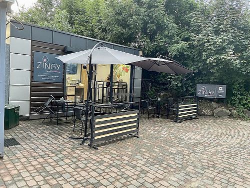 the outside at Zingy smaki Mauritiusa in Gdansk