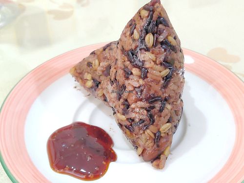 Glutenous rice at Loving Hut 愛家 in Jian