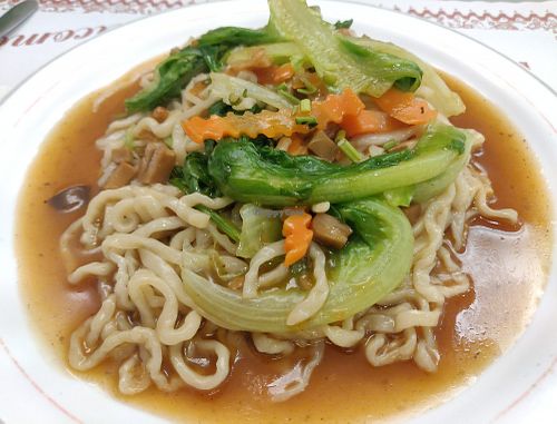 Dry noodles at Loving Hut 愛家好朋友素食屋 in Penghu