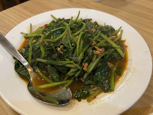 Sambal sweet potatoe leaves 7/10  at Nature Vegetarian Restaurant 大自然美蔬食馆 in Batam