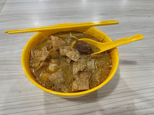 Laksa $4.50  at Makan Vegan 斋这里 - Toa Payoh in Central Singapore